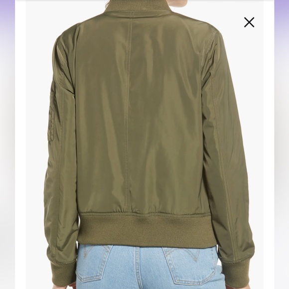 Levi's Classic Bomber Jacket - Picture 5 of 6